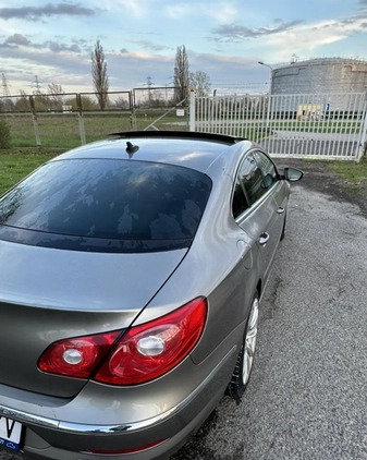 Volkswagen CC cena 30000 przebieg: 280000, rok produkcji 2010 z Warszawa małe 277